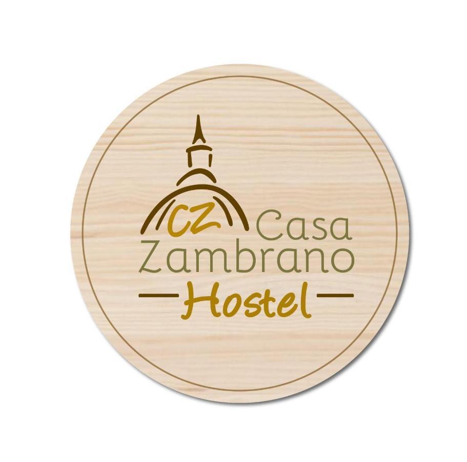 Casa Zambrano Pensión *