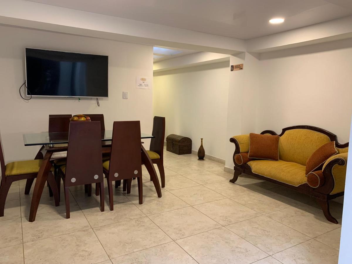 Casa Zambrano Pensión